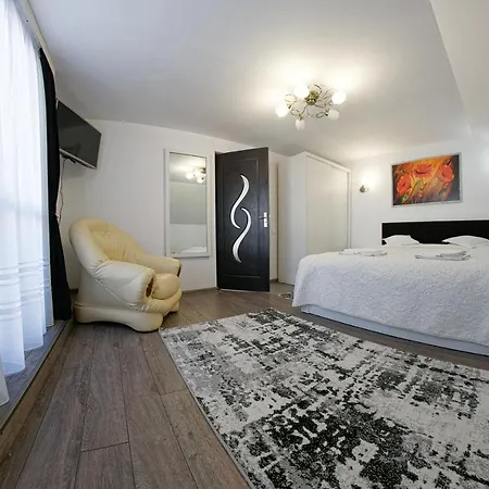 Casa De Pe Accommodatie bij particulieren Sadova (Suceava)
