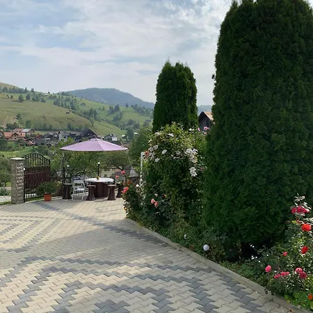 Casa De Pe * Sadova (Suceava)